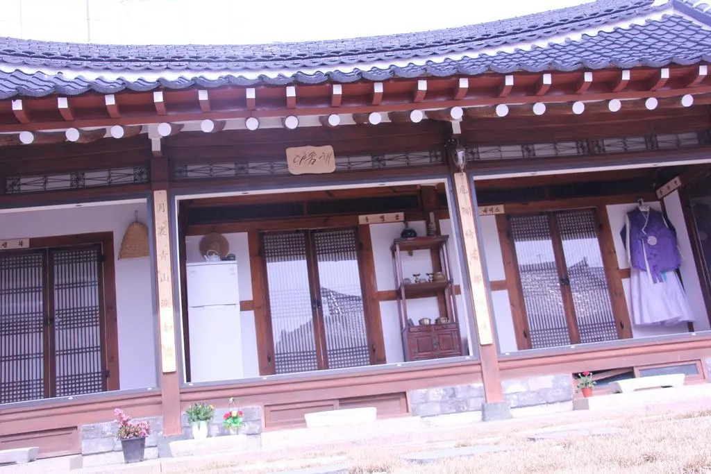 DASOMCHAE - Hostel