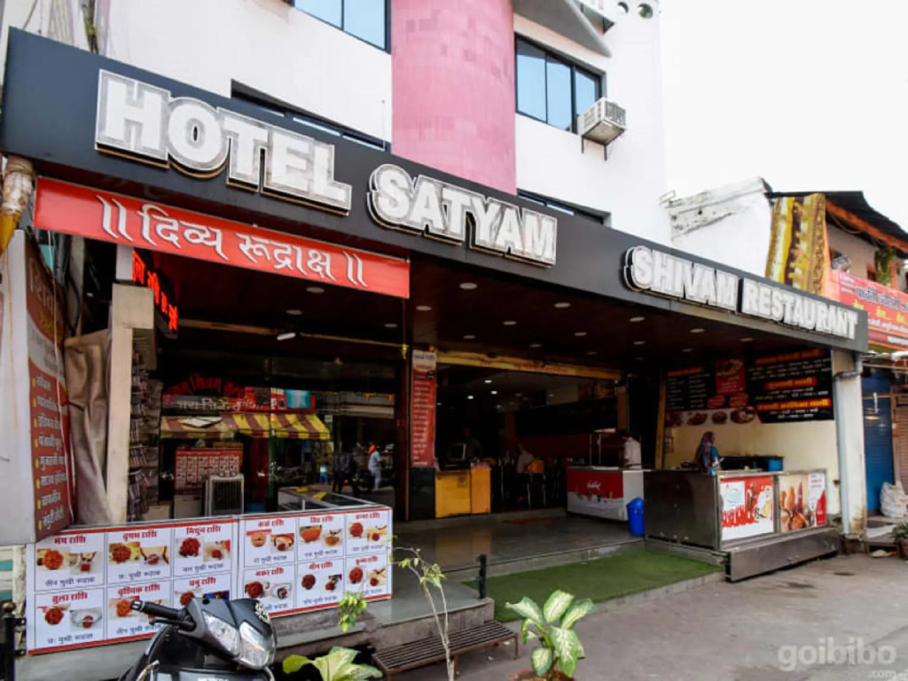 Hotel Satyug Inn