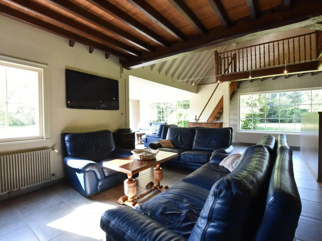 Holiday Home in Saint-Omer near Lake & Forest