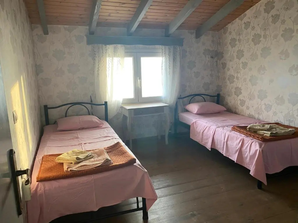 Hamre Apartments