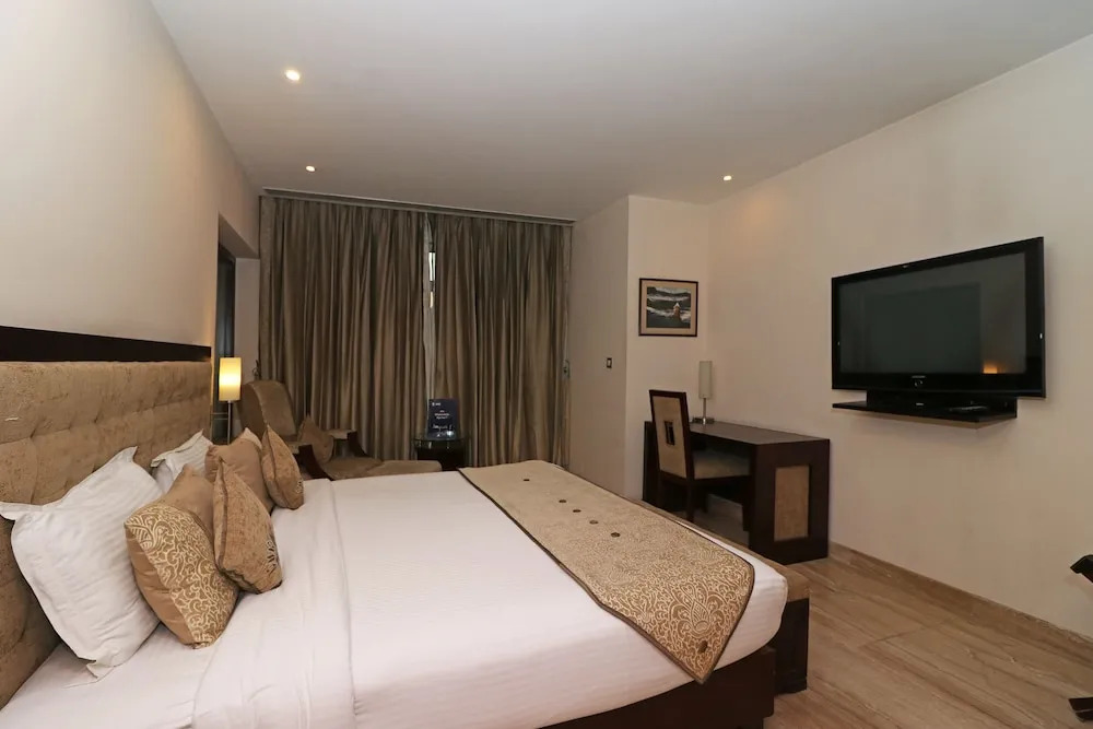 OYO 10273 Ryan Residency