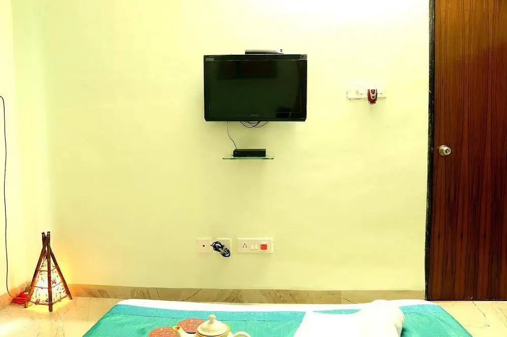 OYO Apartments New Town Axis Mall