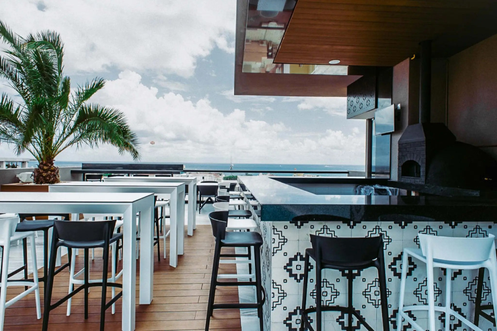 MARQUEE Playa Hotel