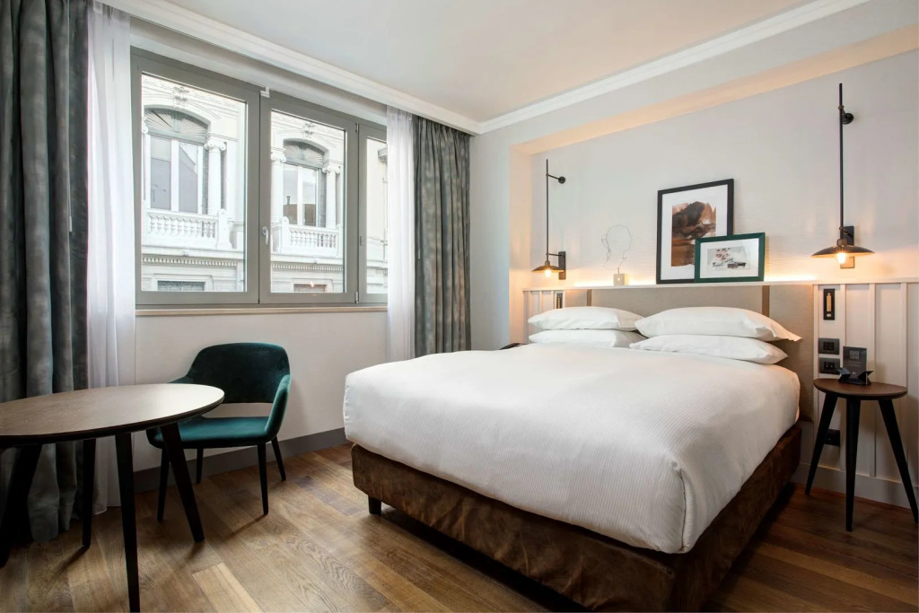 Отель DoubleTree by Hilton Rome Monti