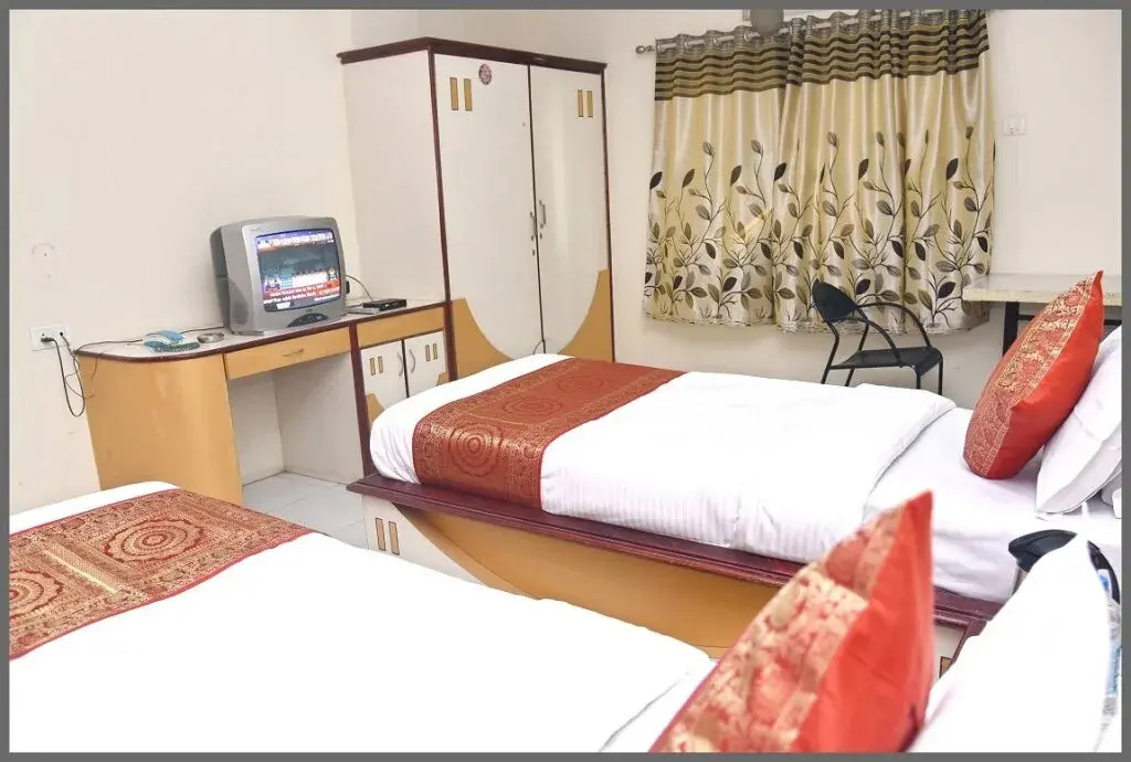 Hotel Ravi Kiran Executive by Oyo Rooms