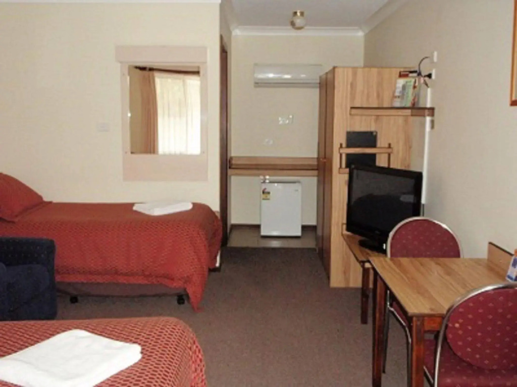 Aalbany Motel