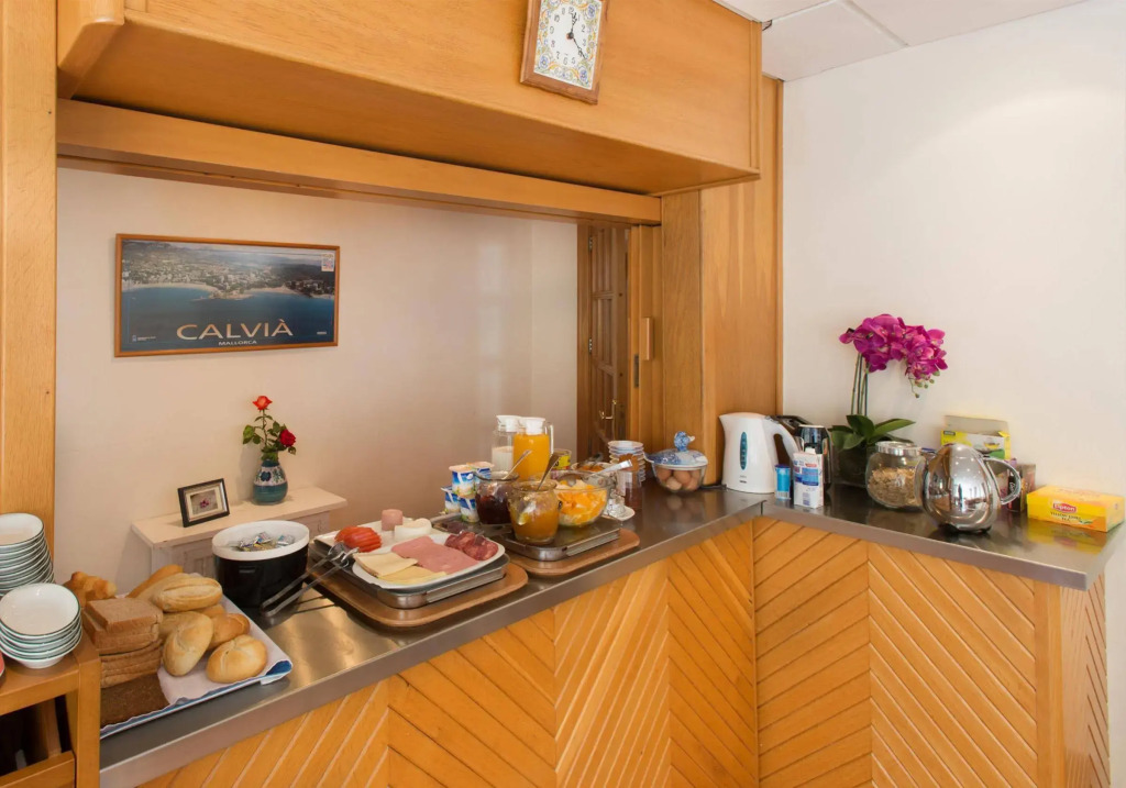 Hostal Residencia Sutimar