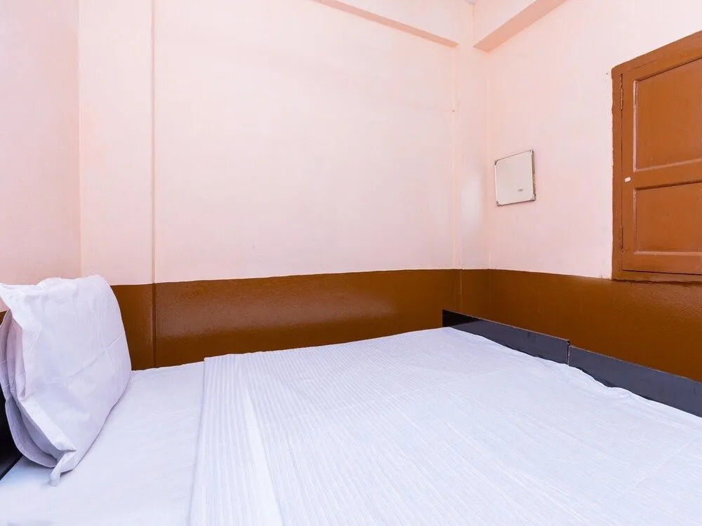 SPOT ON 39886 Hotel Vijay