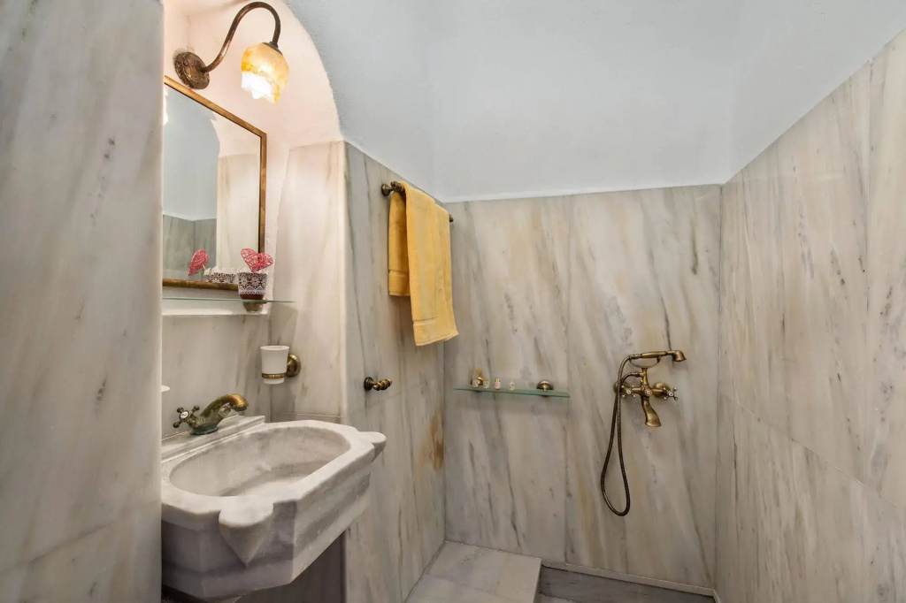 White Cave Villas