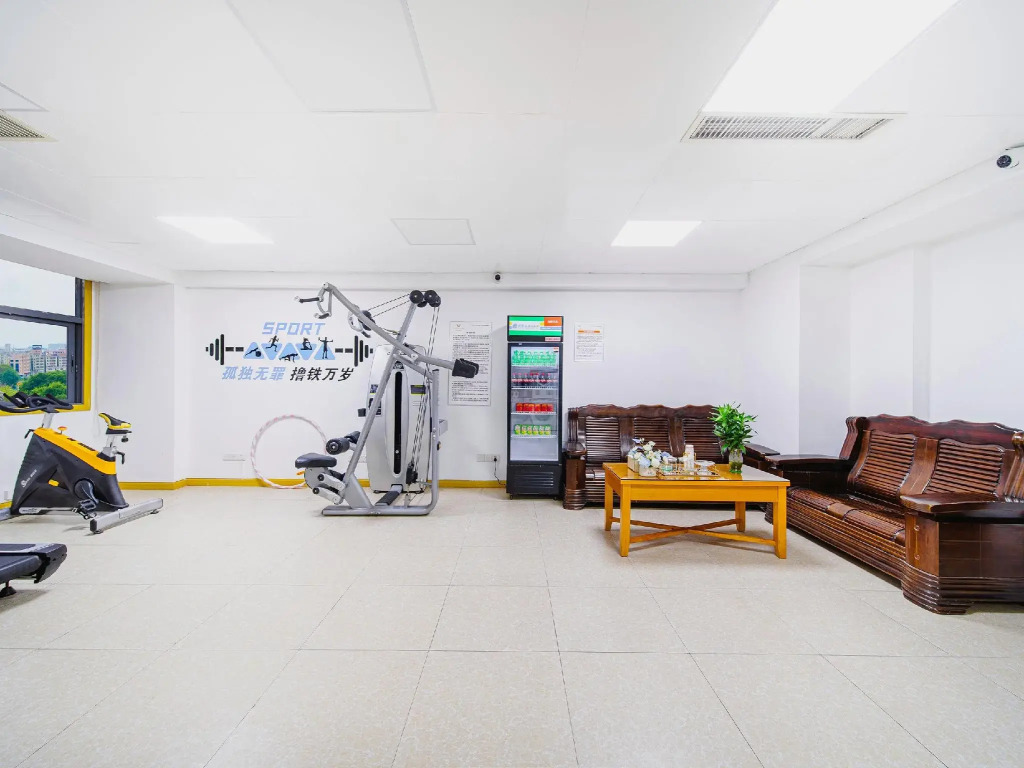 Vienna Hotel (Dongguan Tangxia Huayuan Street)