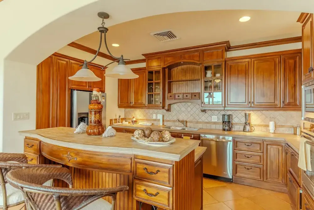 CR Luxury Montebello 1D 3 Bdrm