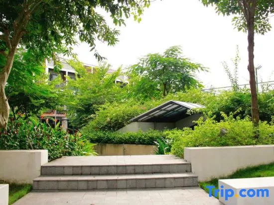 Picity Family 02 bedroom Resort Pool, Gym, TSN Airport
