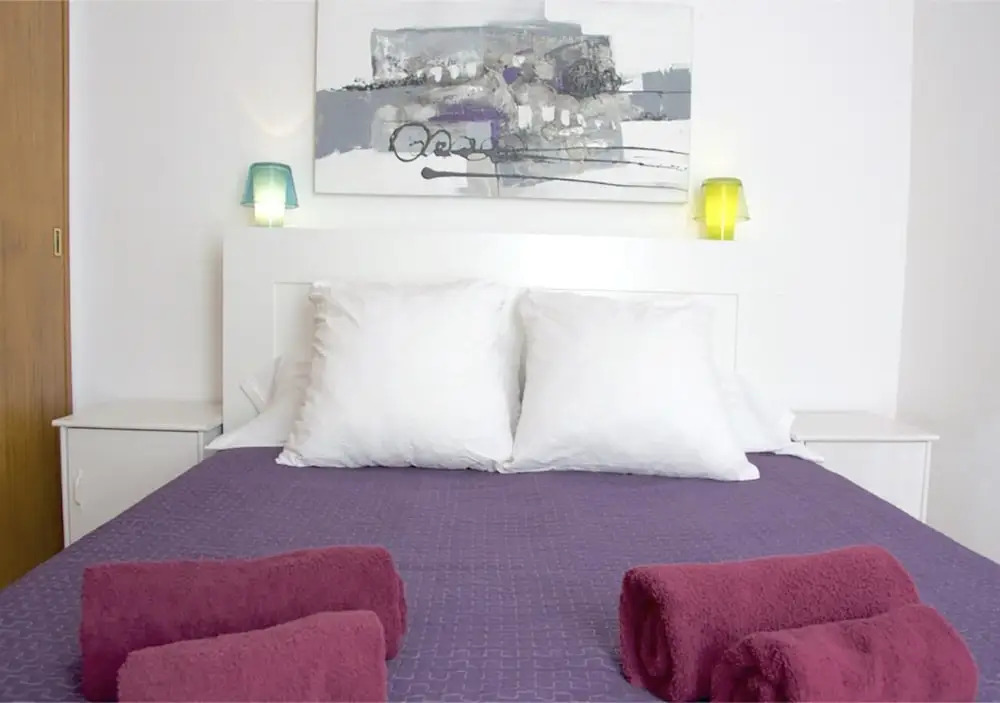 Nice Apartment La Sagrera - In a Very Quiet Area and Well Connected