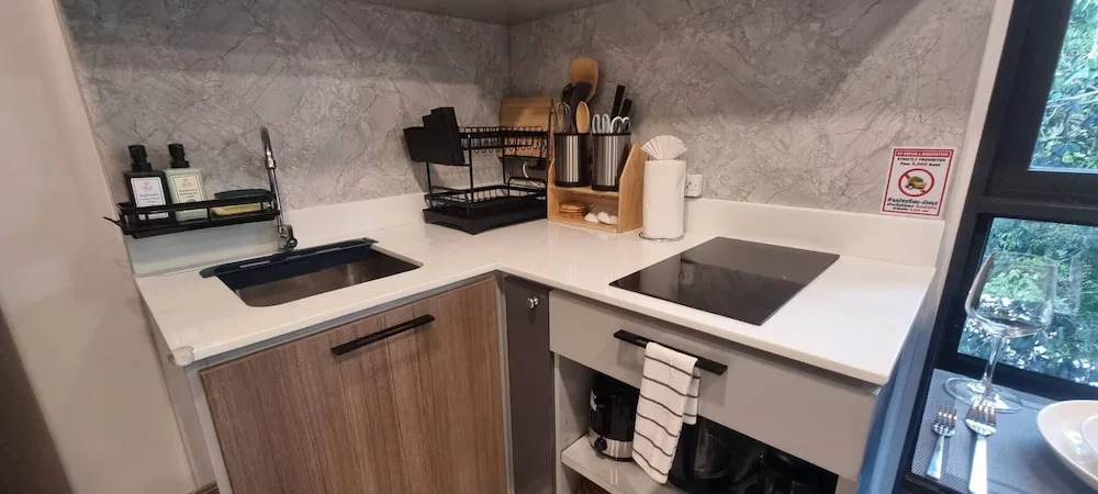 Ao504 - 1 Bdr Condo Top Floor Forest View, Ao Nang