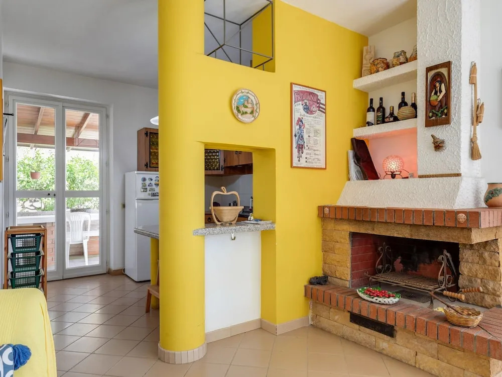 Splendid Holiday Home in Pozzallo With Garden