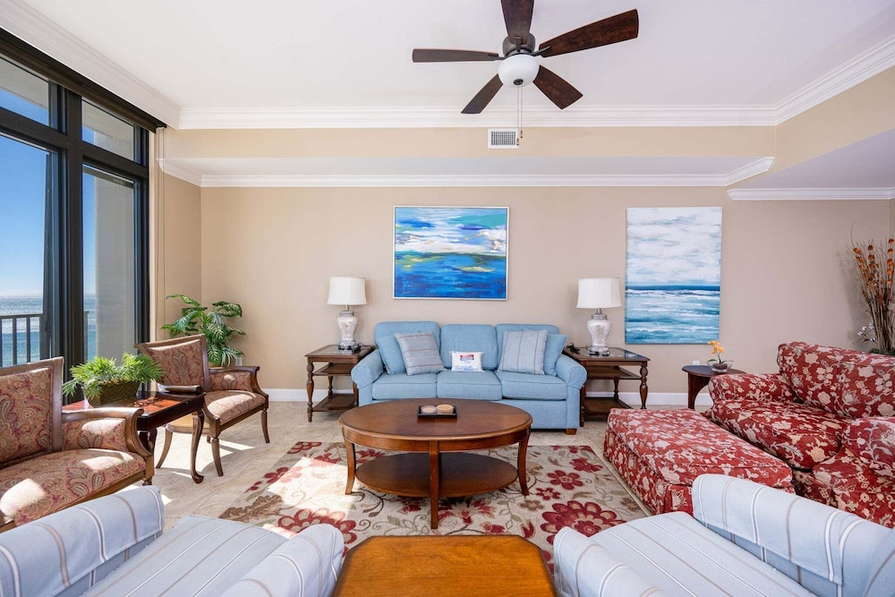 The Oasis 1503 Formerly Phoenix West Ii 1503 3 Bedroom Condo