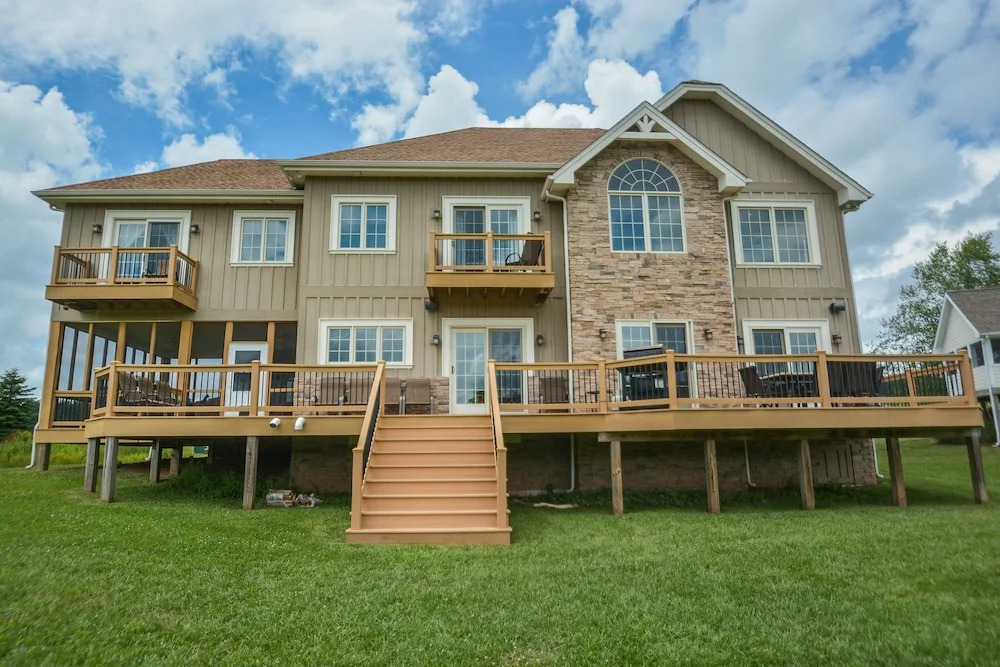 Serenity Now 5 Bedroom House