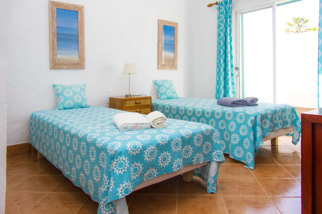 Liiiving in Algarve Alvor Blue Villa