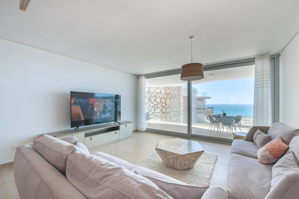 Unique 2 bedroom unit with pool near beach