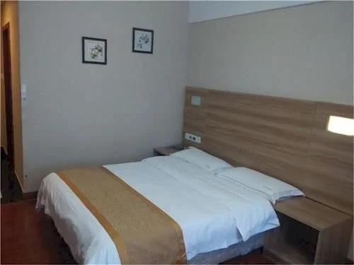 Yiju Hotel