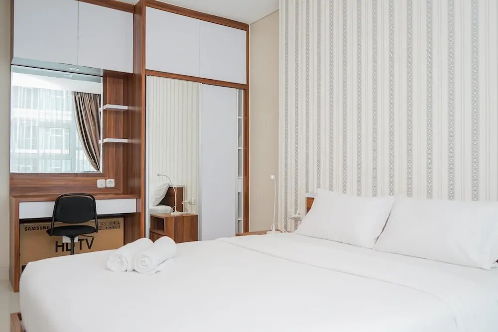 Chic and Strategic Studio Brooklyn Alam Sutera Apartment