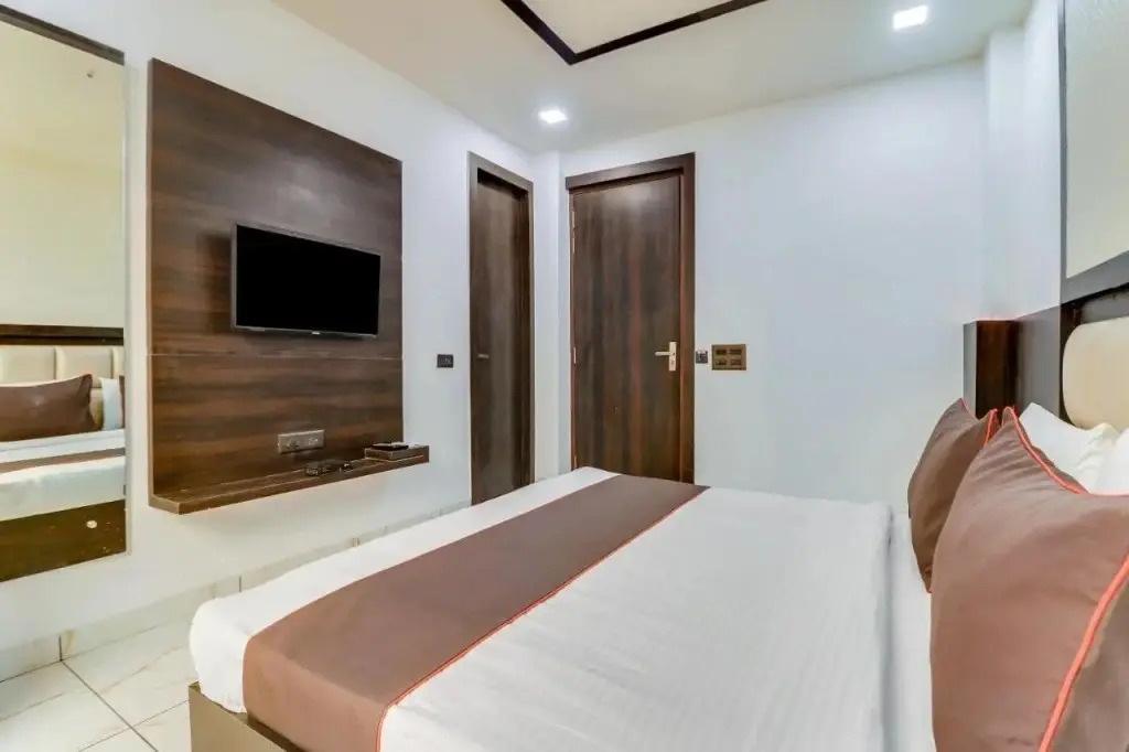 Collection O Grand Sparrow Inn by OYO Rooms