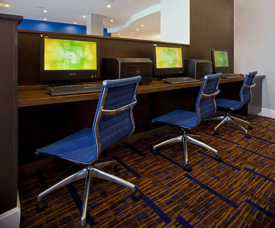 Courtyard by Marriott Aberdeen at Ripken Stadium