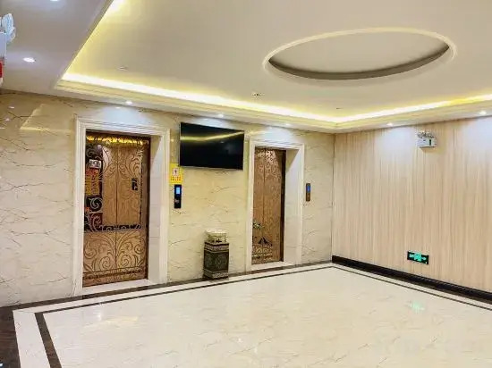 Hindu Hot Spring Hotel (Delong International Jewelry City Duobao City Branch)