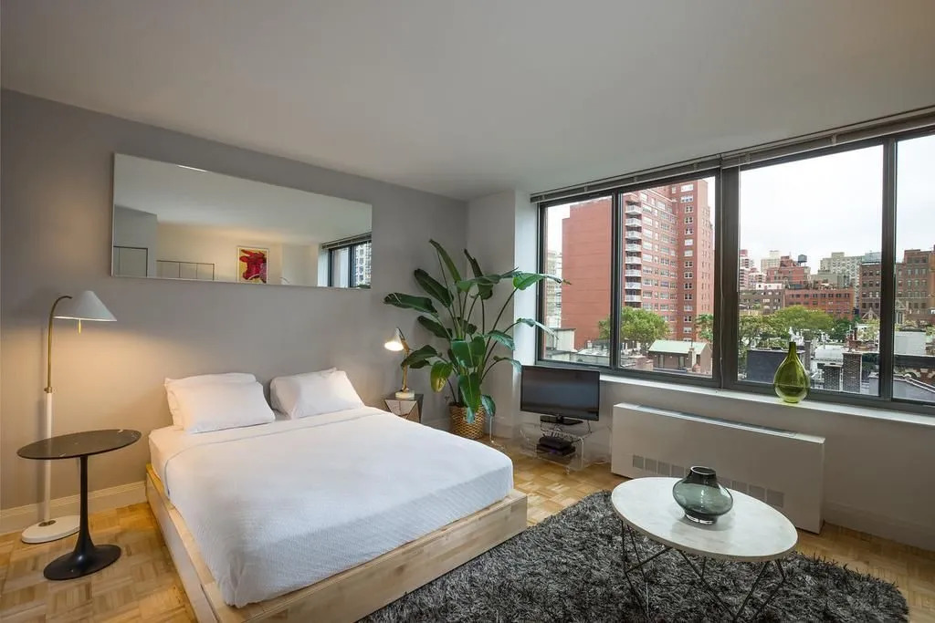 The Gotham - Corporate Apartment