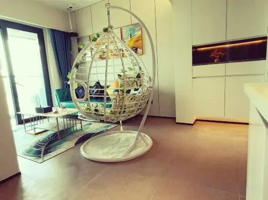 Kaixuan Intelligence Apartment (Guozhan North Subway Station Shop)