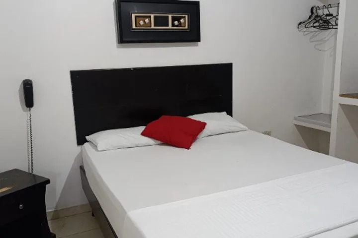 HOTEL TORREON AV