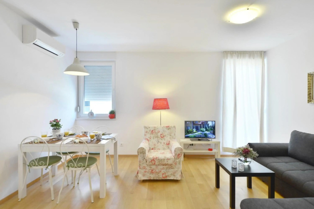 Apartment Karlo