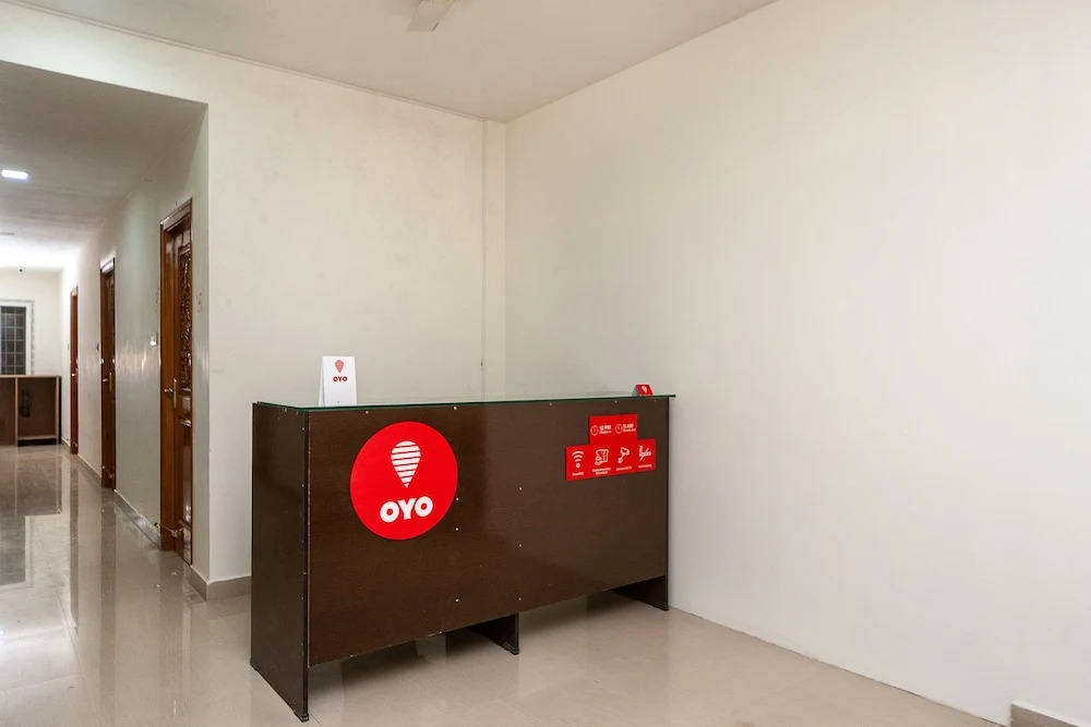 Pmr Guest Inn By OYO Rooms