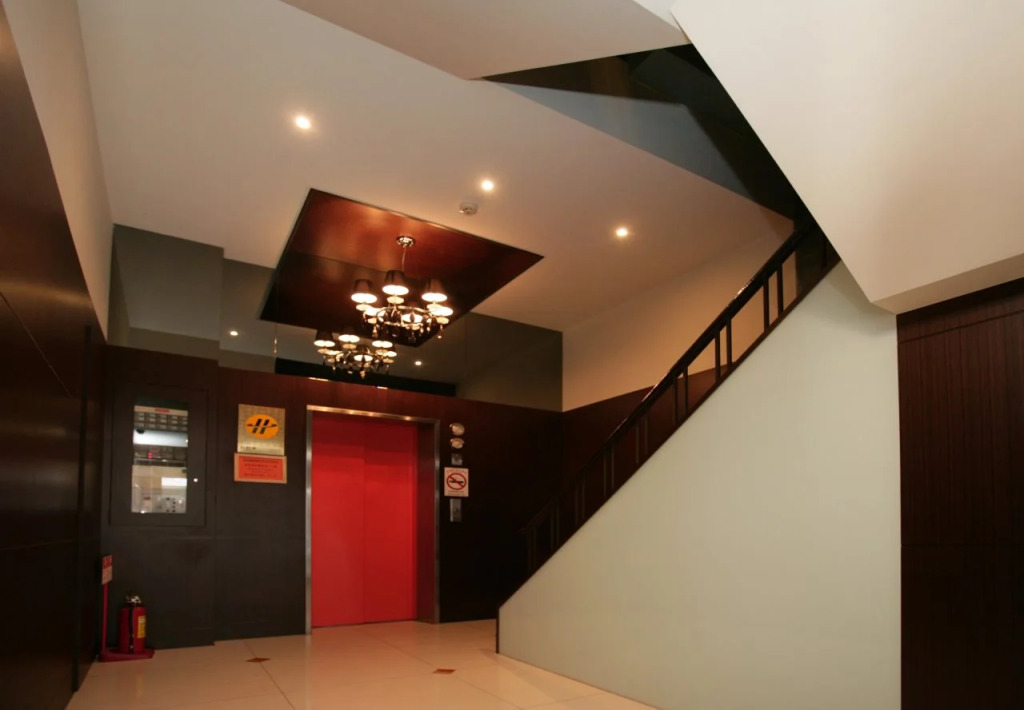Orange Hotel - Guanqian, Taipei