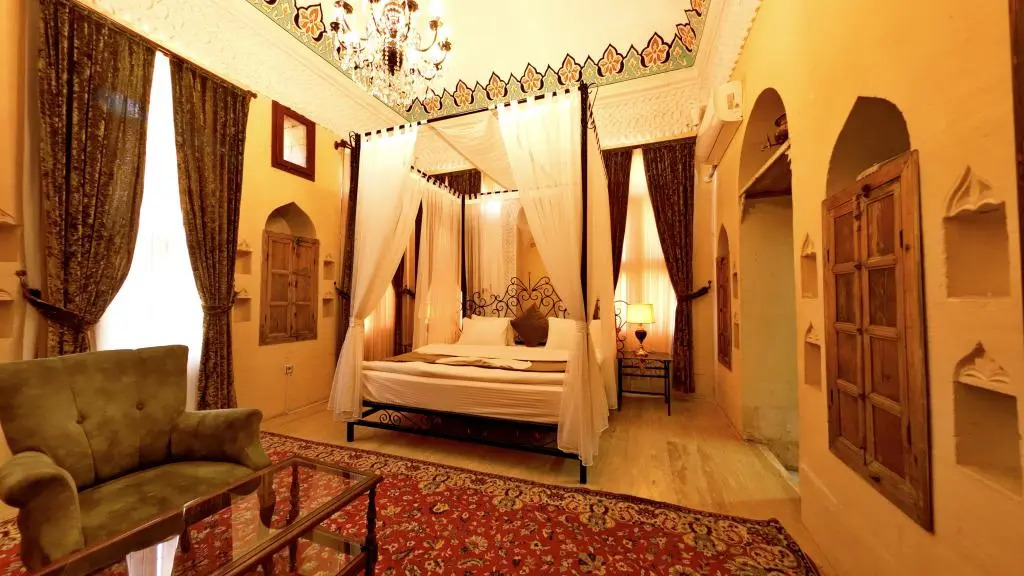 ULUBEY KONAĞI