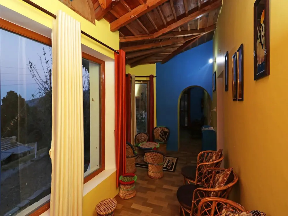 OYO 10196 Home 4BHK Villa Raghav Heritage Mukteshwar