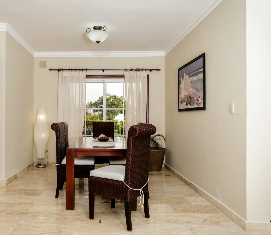 Palm Green Vacations Whitesands