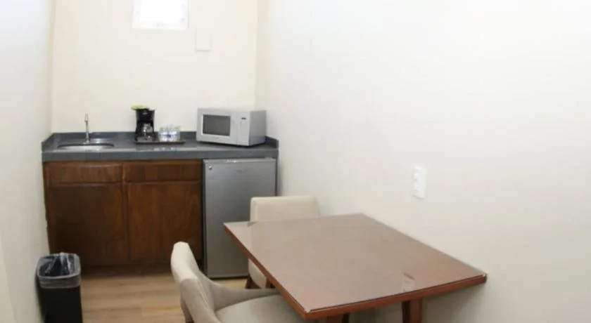 Centriplaza Hotel Suite & Spa