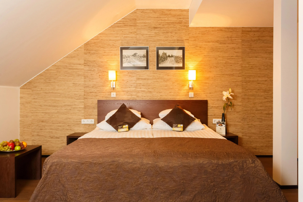Kreutzwald Hotel Таллин