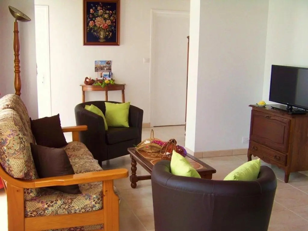 Gîte traditionnel rénové avec jardin clos et Wi-Fi, 3 chambres, proche de La Garnache, Vendée. - FR-1-426-195