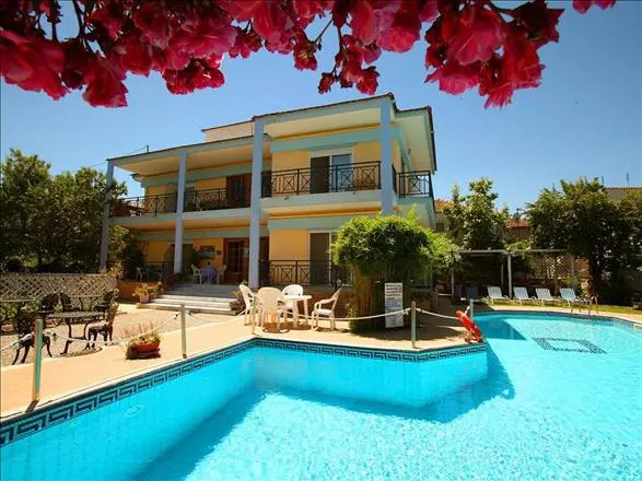 Villa George, Orfanidou Antonia, Rooms
