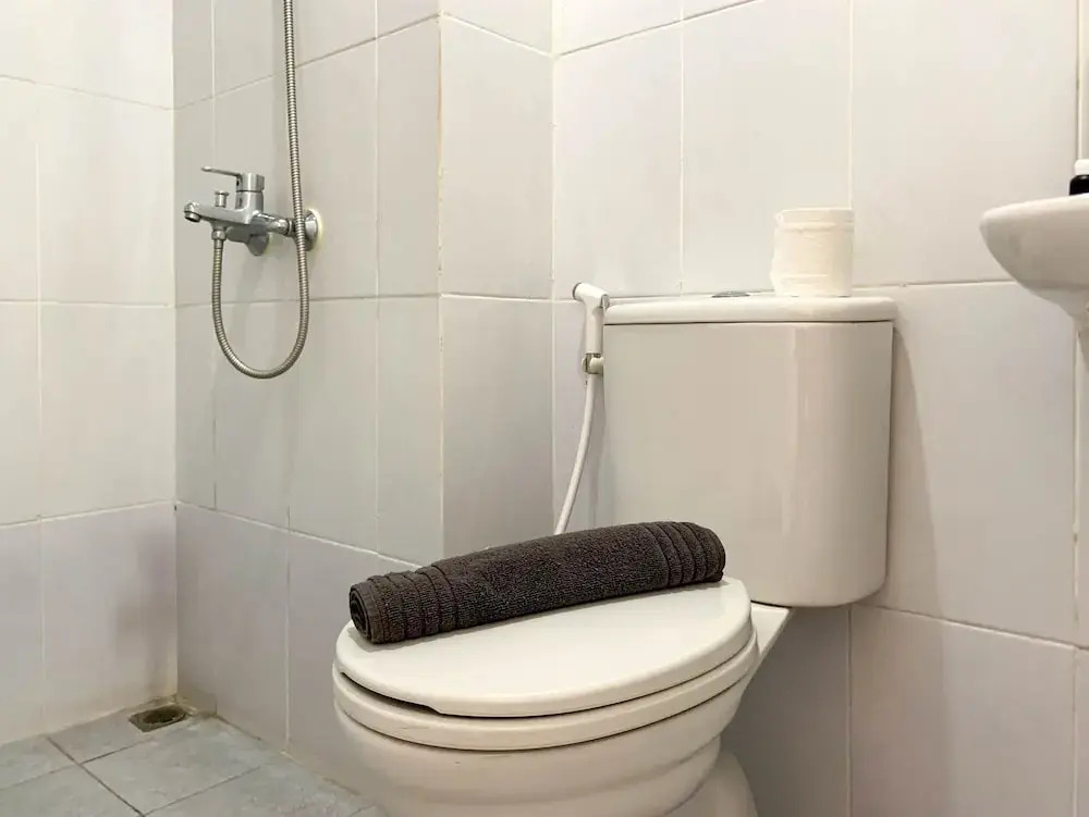 Relaxing Studio At Patraland Urbano Apartment