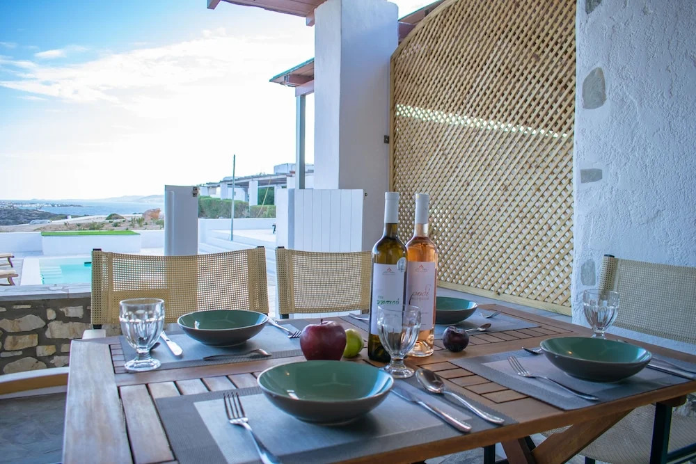 Villa for 6 Guests With Private Pool! In Agia Irini - Walking Distance to Beach!