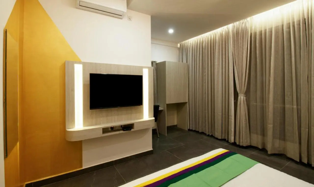 Itsy Hotels Silver Keys
