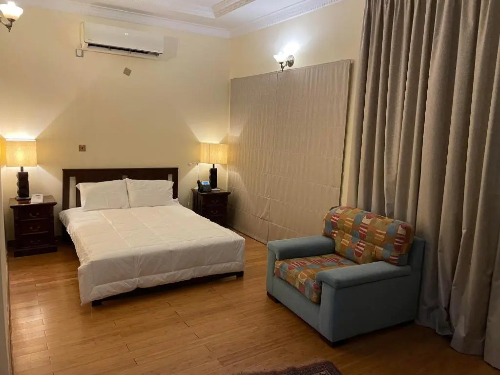 Al Khariss Hotel