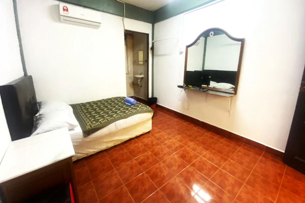 OYO 91245 Chenang Lodge Motel
