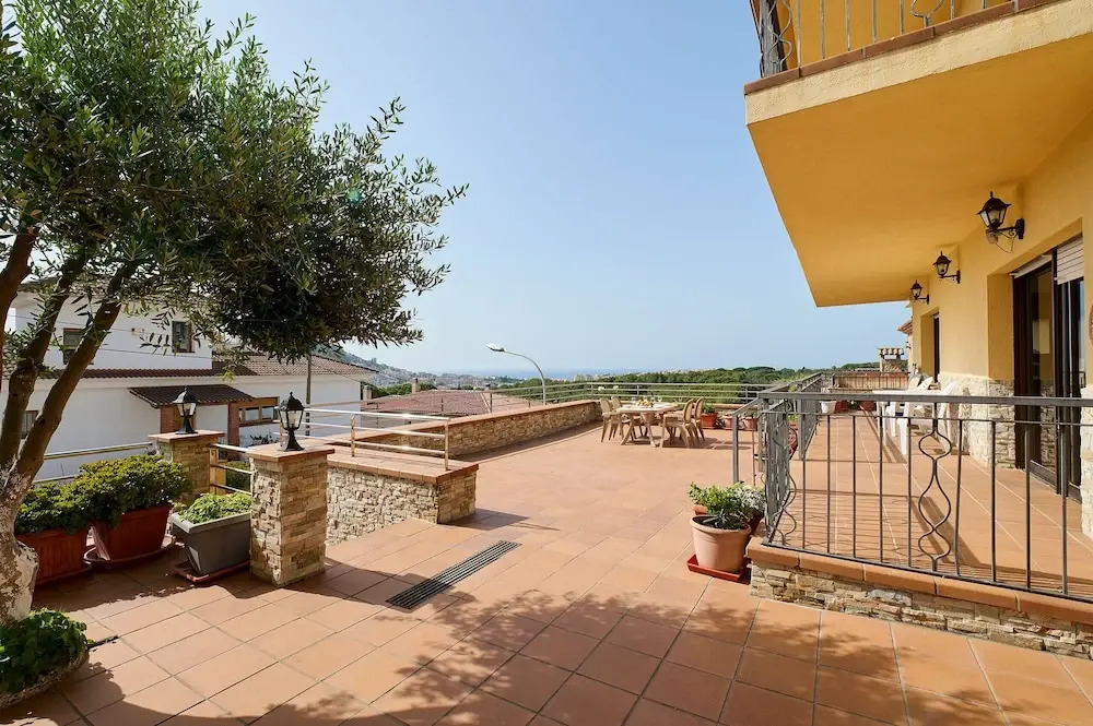 Marina in Blanes With 6 Bedrooms and 4 Bathrooms