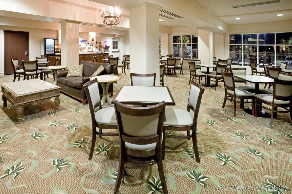 Holiday Inn Express Hotel & Suites Eagle Pass by IHG