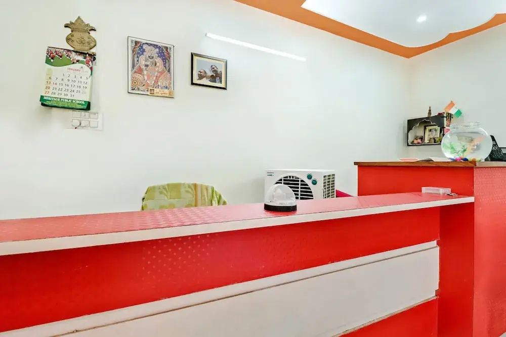 Shri Govind Dham by OYO Rooms