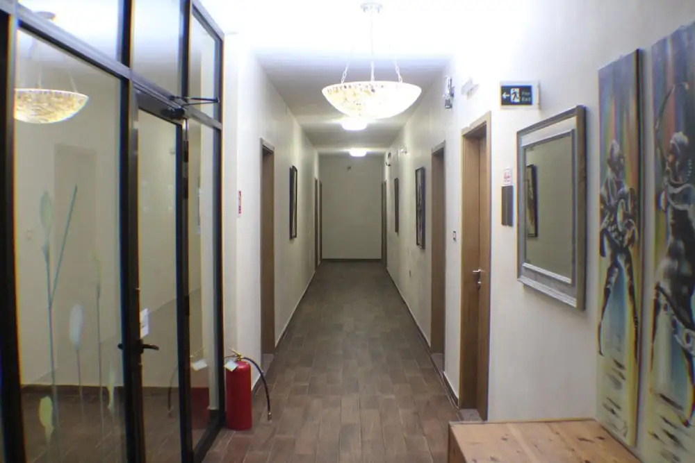 Murex Plaza Hotel & Suites